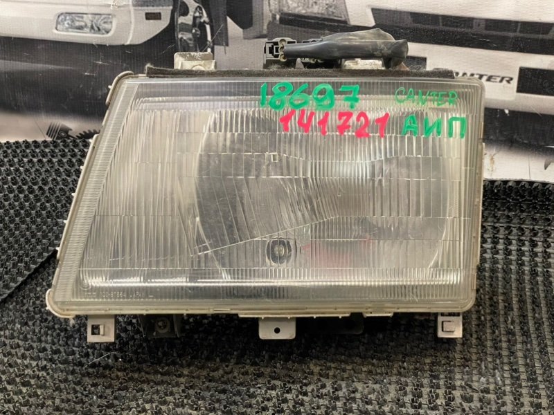 Фара Mitsubishi Canter FE70EB 4M51 2002 левая (б/у)