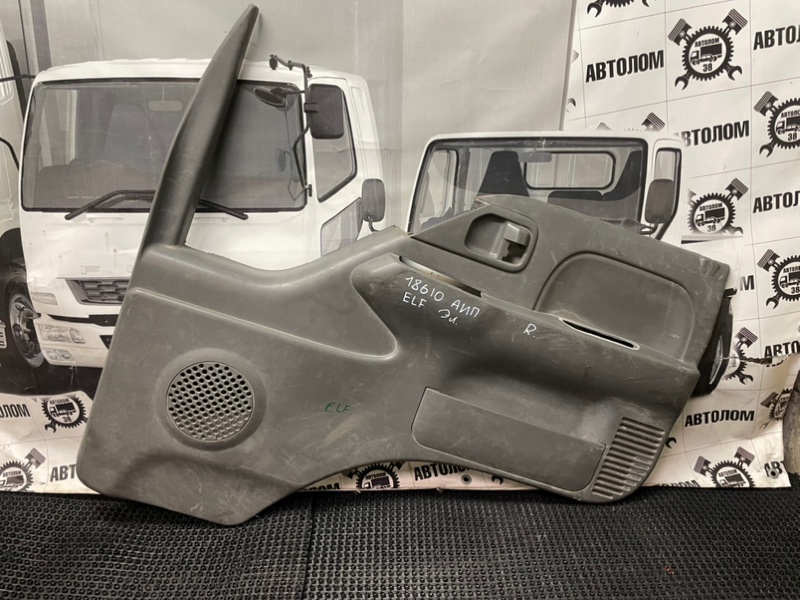 Обшивка двери Isuzu Elf NKR66L 4HF1 1993 передняя правая (б/у)