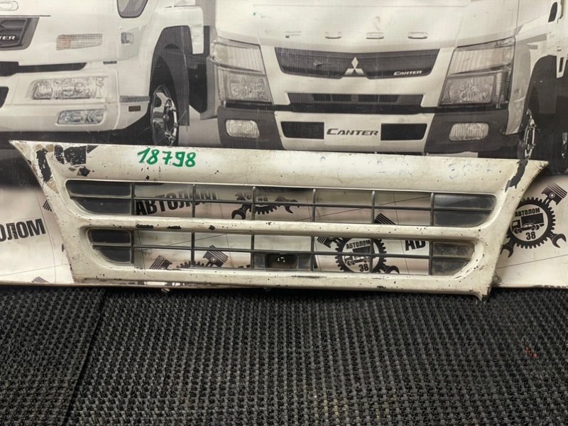 Решетка радиатора Isuzu Elf NKR66L 4HF1 1993 (б/у)