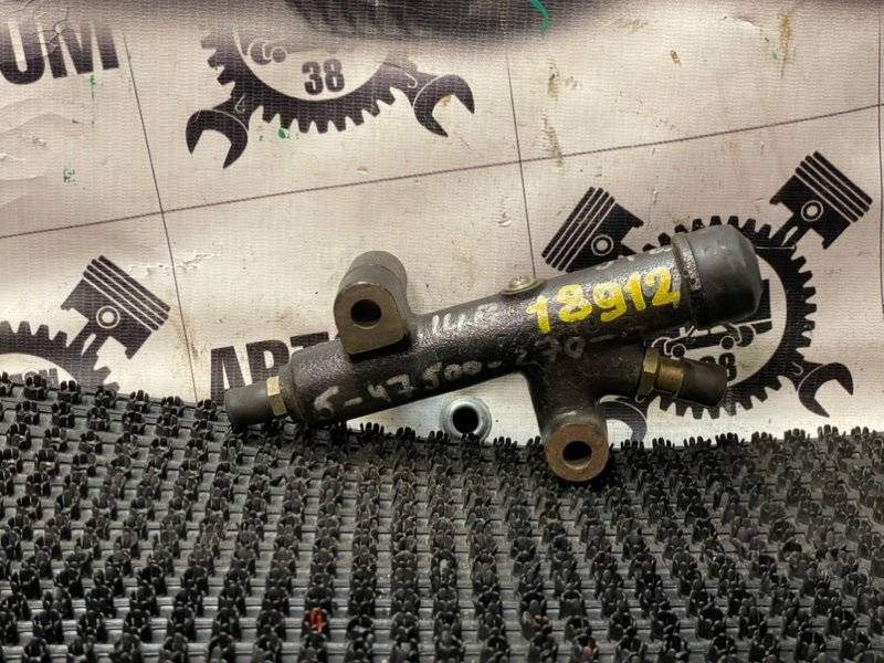 Цилиндр сцепления главный Nissan Diesel 1