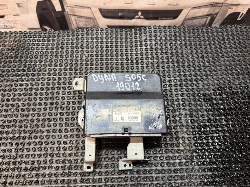Блок EFI Toyota Dyna XZU300 S05D 1999 (б/у)