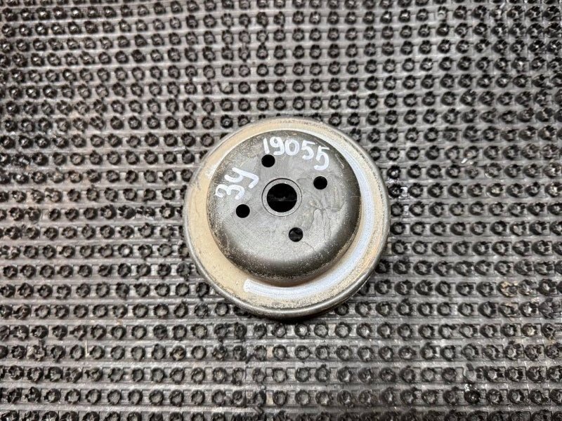 Шкив помпы Toyota Dyna YU61 3Y 1988 (б/у)