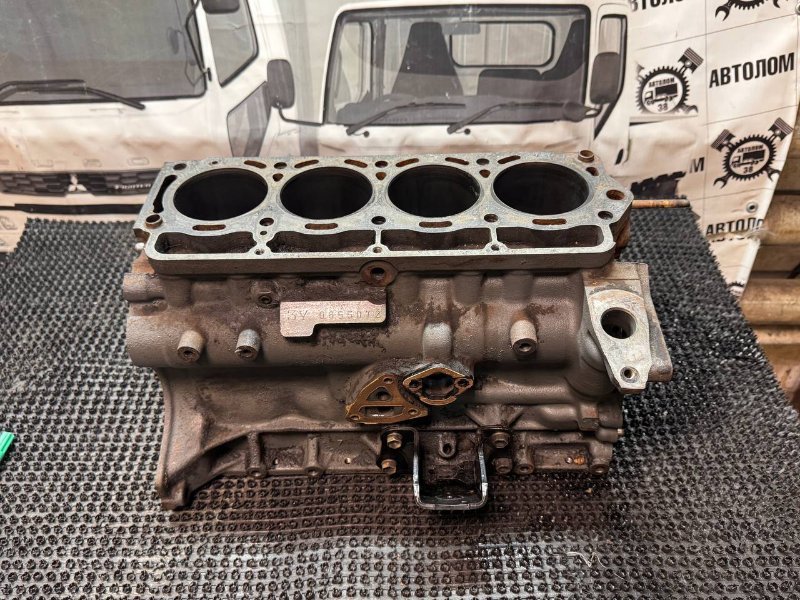 Блок цилиндров Toyota Dyna YU61 3Y 1988 (б/у)