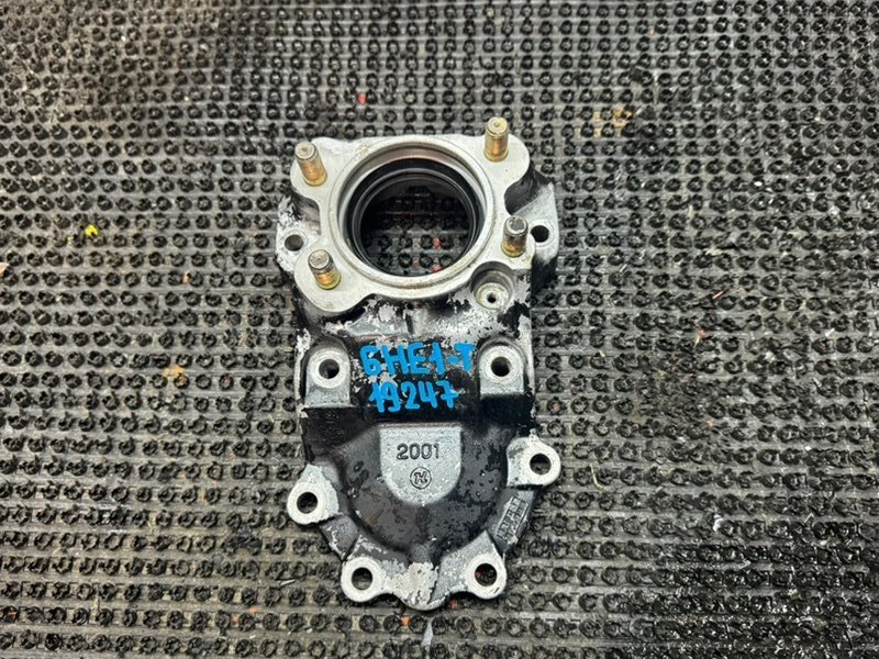 Крышка МКПП Isuzu Forward FTR32 6HE1-T (б/у)