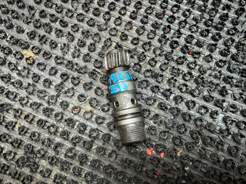 Привод спидометра Isuzu Forward FRR32 6BG1 (б/у)