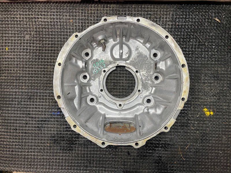 Колокол КПП Mitsubishi Fuso FK617H 6D16 (б/у)