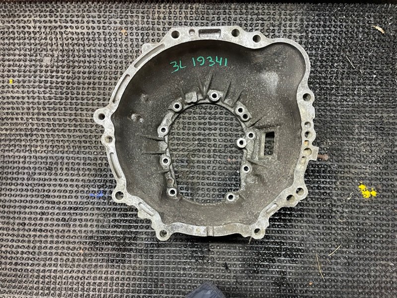 Колокол КПП Toyota Dyna 3L (б/у)