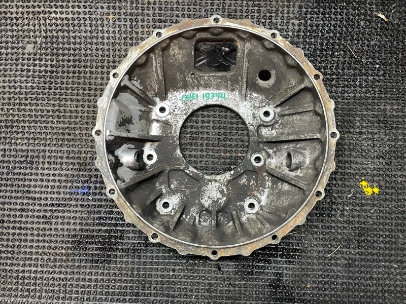 Колокол КПП Isuzu Forward FFR32 6HE1 (б/у)