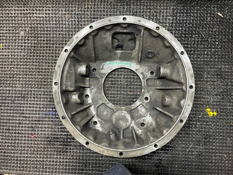 Колокол КПП Isuzu Forward FRR35 6HH1 (б/у)