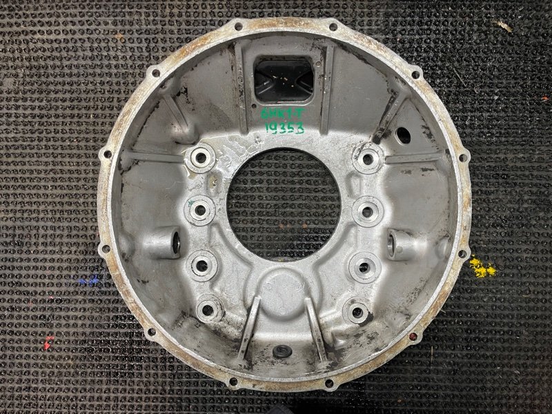 Колокол КПП Isuzu Forward FRR34L 6HK1-T (б/у)
