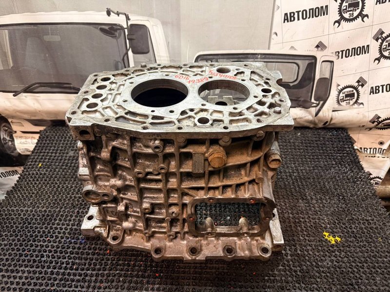 Корпус МКПП Mitsubishi Fuso FK617H 6D16 (б/у)