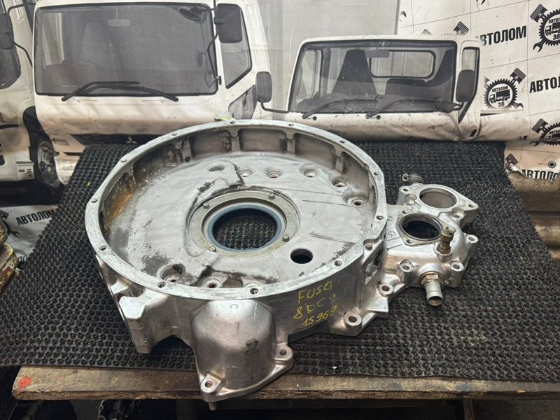 Кожух маховика Mitsubishi Fuso FV417 8DC9 (б/у)