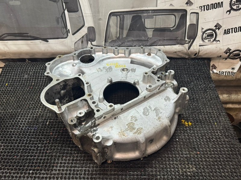 Кожух маховика Mitsubishi Fuso FK617H 6D16 (б/у)