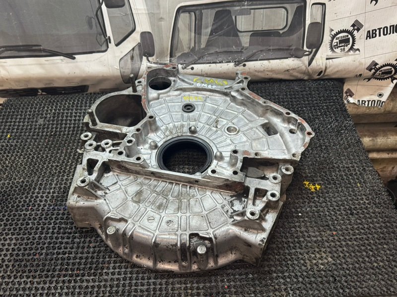 Кожух маховика Mitsubishi Fuso FM62F 6M60 (б/у)