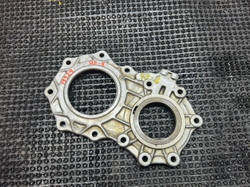 Крышка МКПП Nissan Diesel CD52V RF8 (б/у)