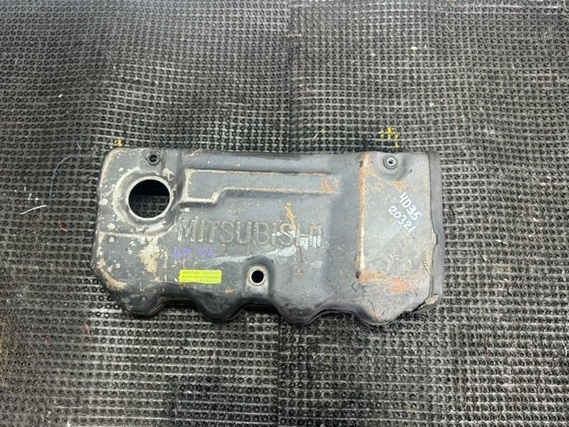 Декоративная крышка двигателя Mitsubishi Canter FE568EV 4D35 (б/у)