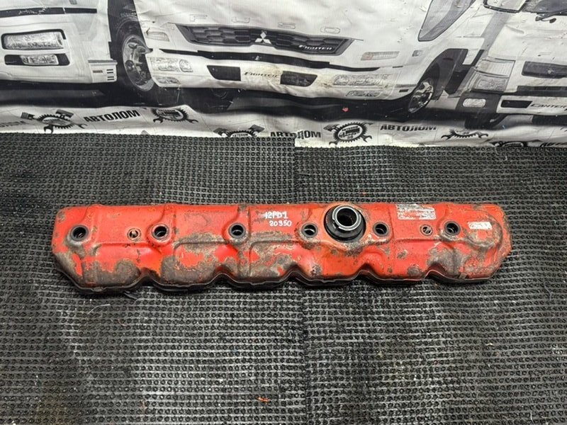 Крышка клапанов Isuzu Giga CXZ72J 12PD1 (б/у)