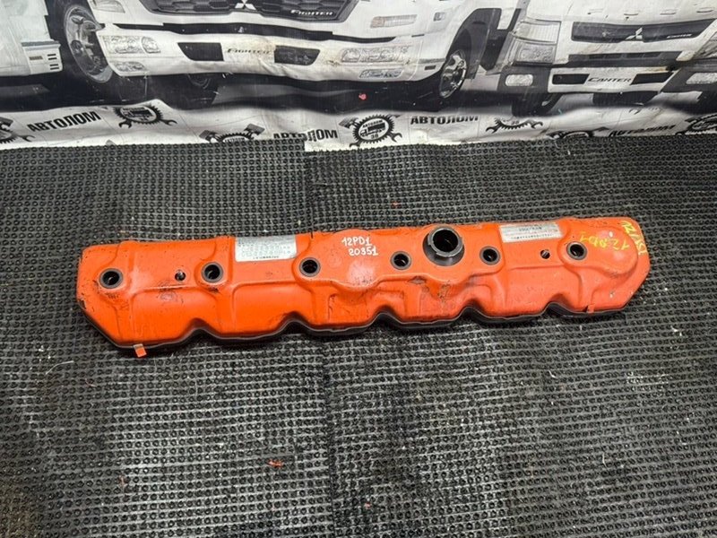 Крышка клапанов Isuzu Giga CXZ72J 12PD1 (б/у)