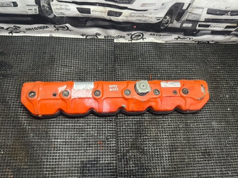 Крышка клапанов Isuzu Giga CXZ72J 12PD1 (б/у)