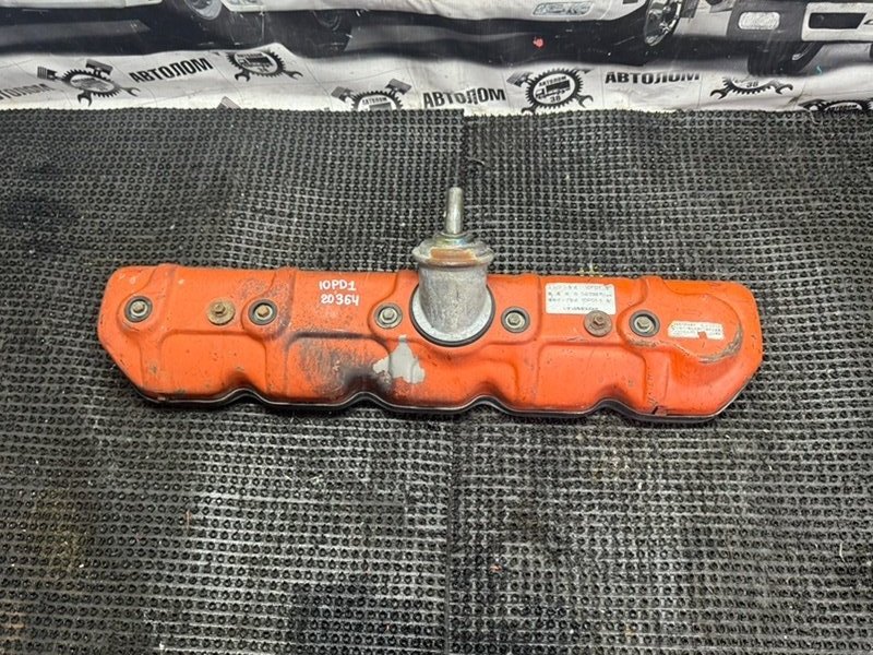Крышка клапанов Isuzu Giga CXM71V 10PD1 (б/у)