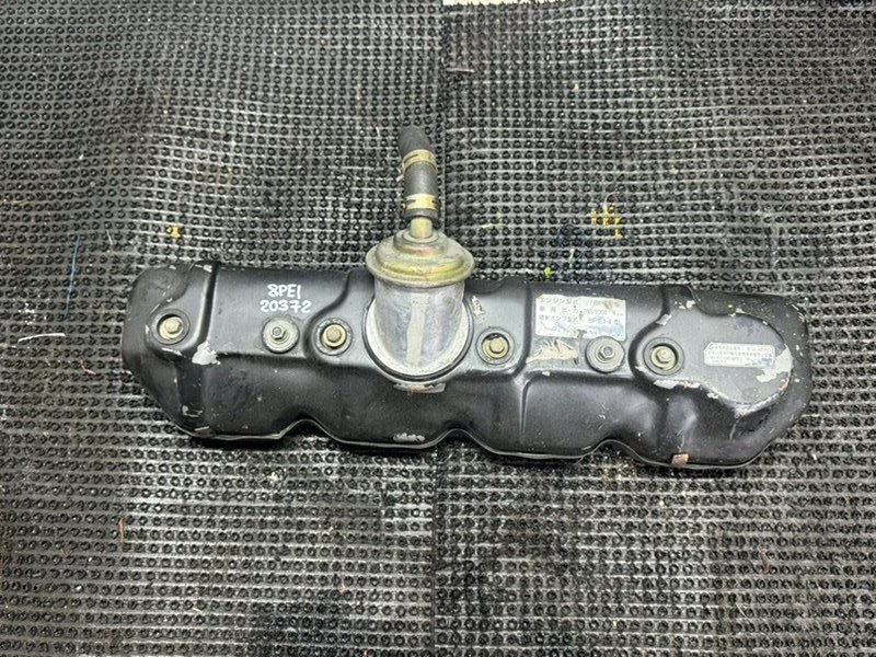 Крышка клапанов Isuzu Giga CXM80 8PE1 (б/у)