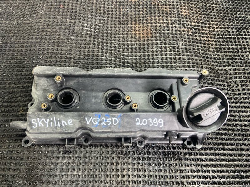 Крышка клапанов Nissan Skyline VQ25D (б/у)