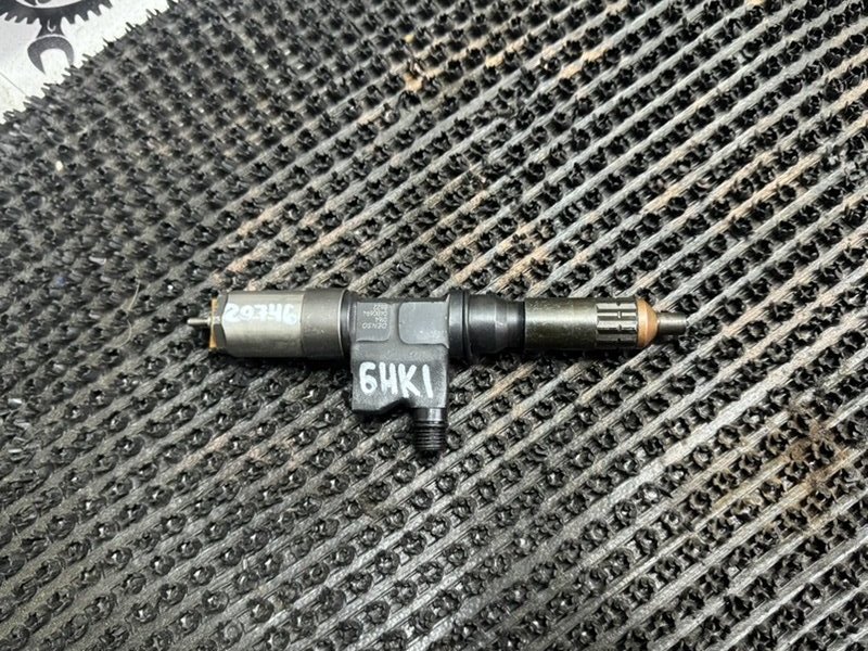 Форсунка топливная Isuzu Forward FRR34L 6HK1 (б/у)