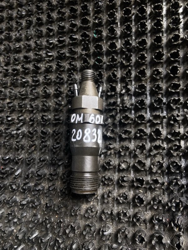 Форсунка топливная Mersedes-Benz 190 W201 OM601 (б/у)