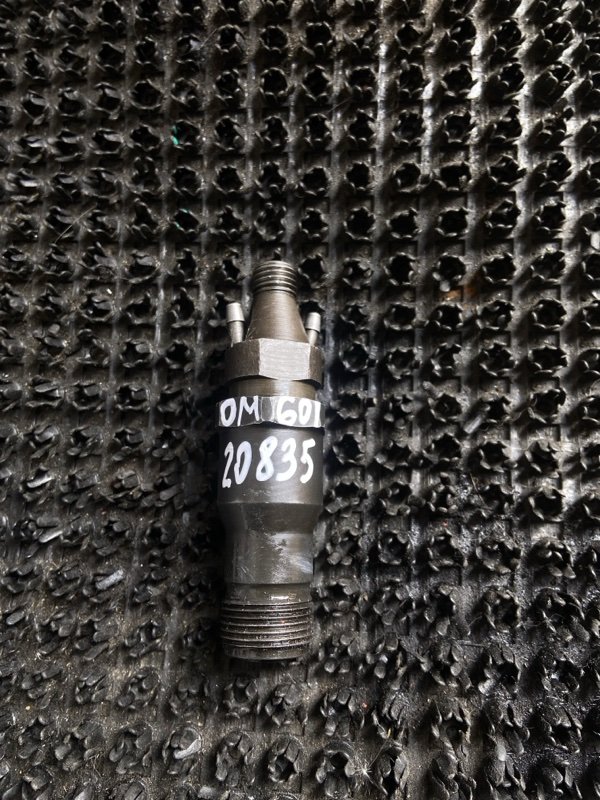 Форсунка топливная Mersedes-Benz 190 W201 OM601 (б/у)