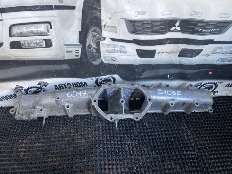 Коллектор впускной Mitsubishi Fuso FK618H 6D17 (б/у)