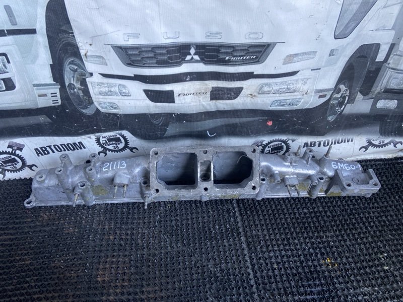 Коллектор впускной Mitsubishi Fuso FM62F 6M60T (б/у)