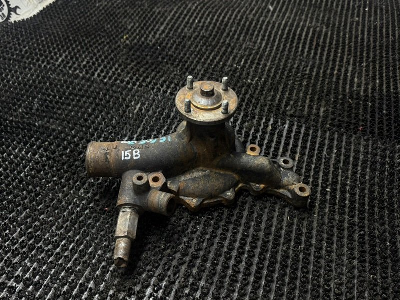 Помпа водяная Toyota Dyna BU107 15B (б/у)