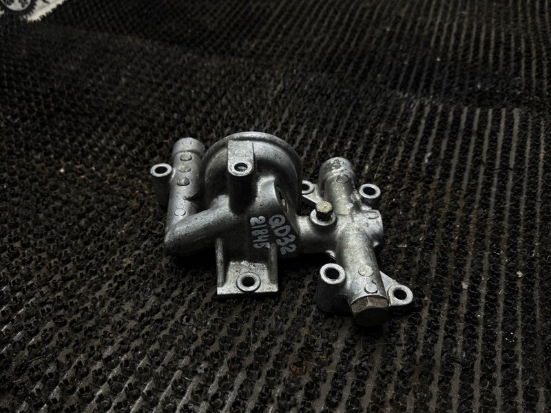 Корпус масляного фильтра Nissan Atlas R4F23 QD32 (б/у)