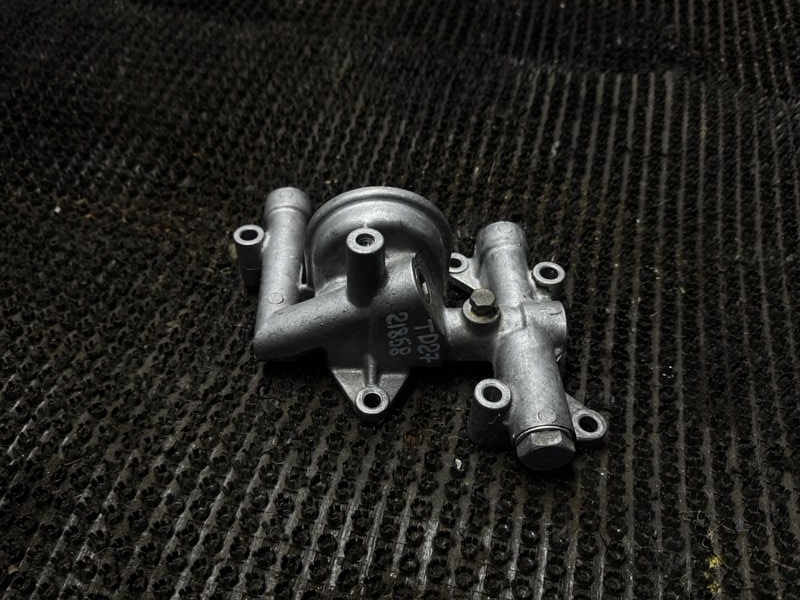 Корпус масляного фильтра Nissan Atlas R4F23 TD27 (б/у)