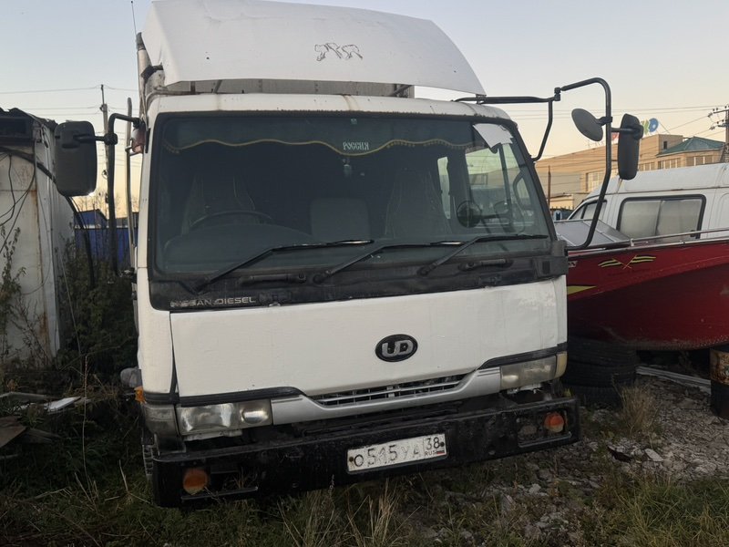 Кабина в сборе Nissan Diesel MK260K MD92 1996 (б/у)