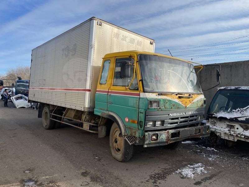 Автомобиль Nissan Diesel Condor CM87HH FE6 1991 года в разбор