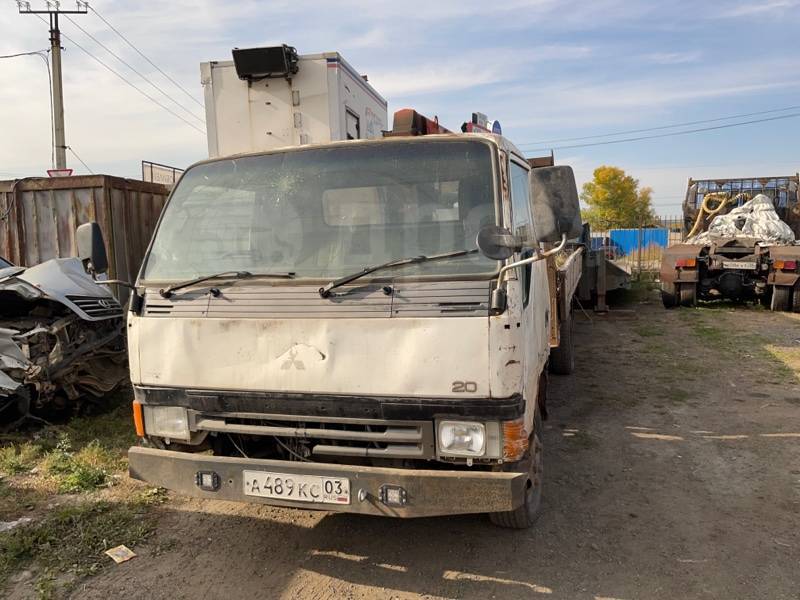 Автомобиль Mitsubishi Canter FE437 4D33 1990 года в разбор