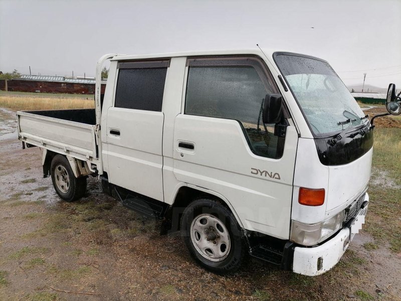 Автомобиль Toyota ToyoAce LY111 3L 1998 года в разбор