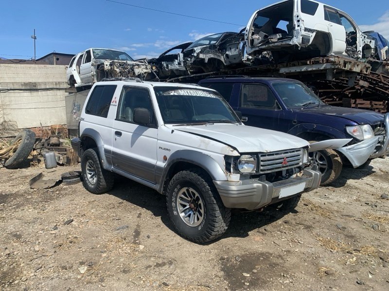 Автомобиль Mitsubishi Pajero V24W 4D56T 1997 года в разбор