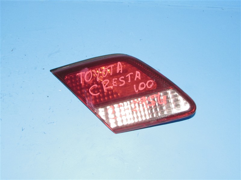 Вставка между стопов Toyota Cresta GX100 1GFE задняя левая (б/у)