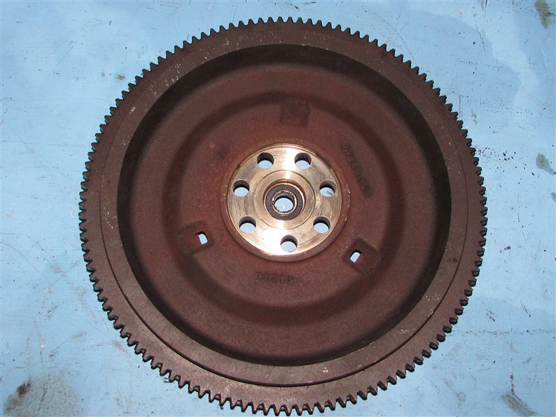 Маховик GREAT WALL HOVER H5 4G69S4N MBD022UF контрактная