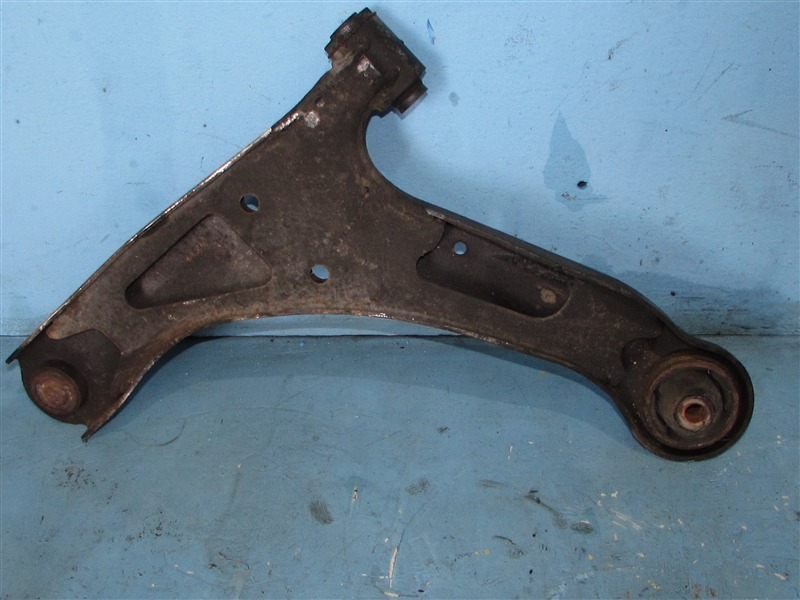 Рычаг передний правый Grand Vitara TDA4W J24B