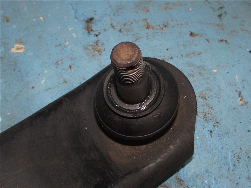 Рычаг передний левый Grand Vitara TDA4W J24B