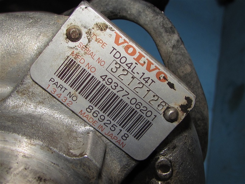 Двигатель XC90 C59 B5254T2 Двигатель XC90 C59 B5254T2