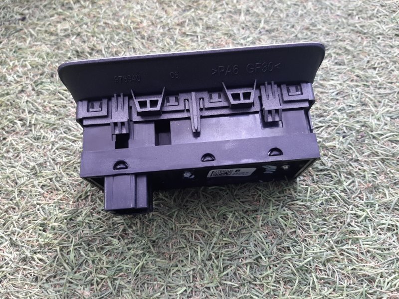 Кнопка открытия багажника Range Rover Evoque 2014 Кроссовер 5дв L538 224DT