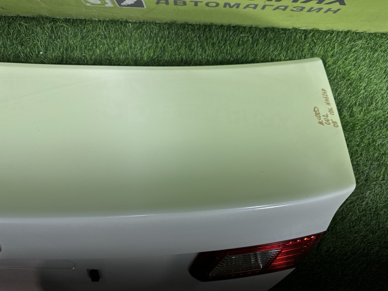 Крышка багажника Accord NH624P CU2