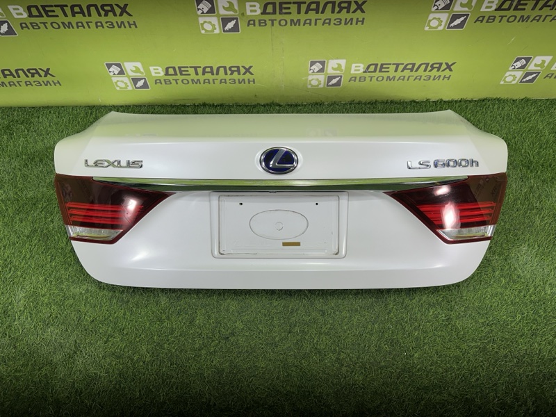 Крышка багажника Ls600h 077 UVF45