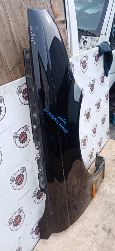 Крыло переднее правое XJ X350