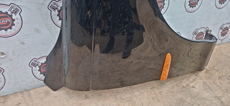 Крыло переднее правое XJ X350