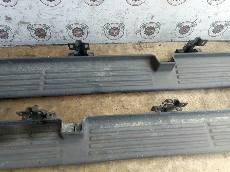 Подножка LINCOLN NAVIGATOR UN173 USEM